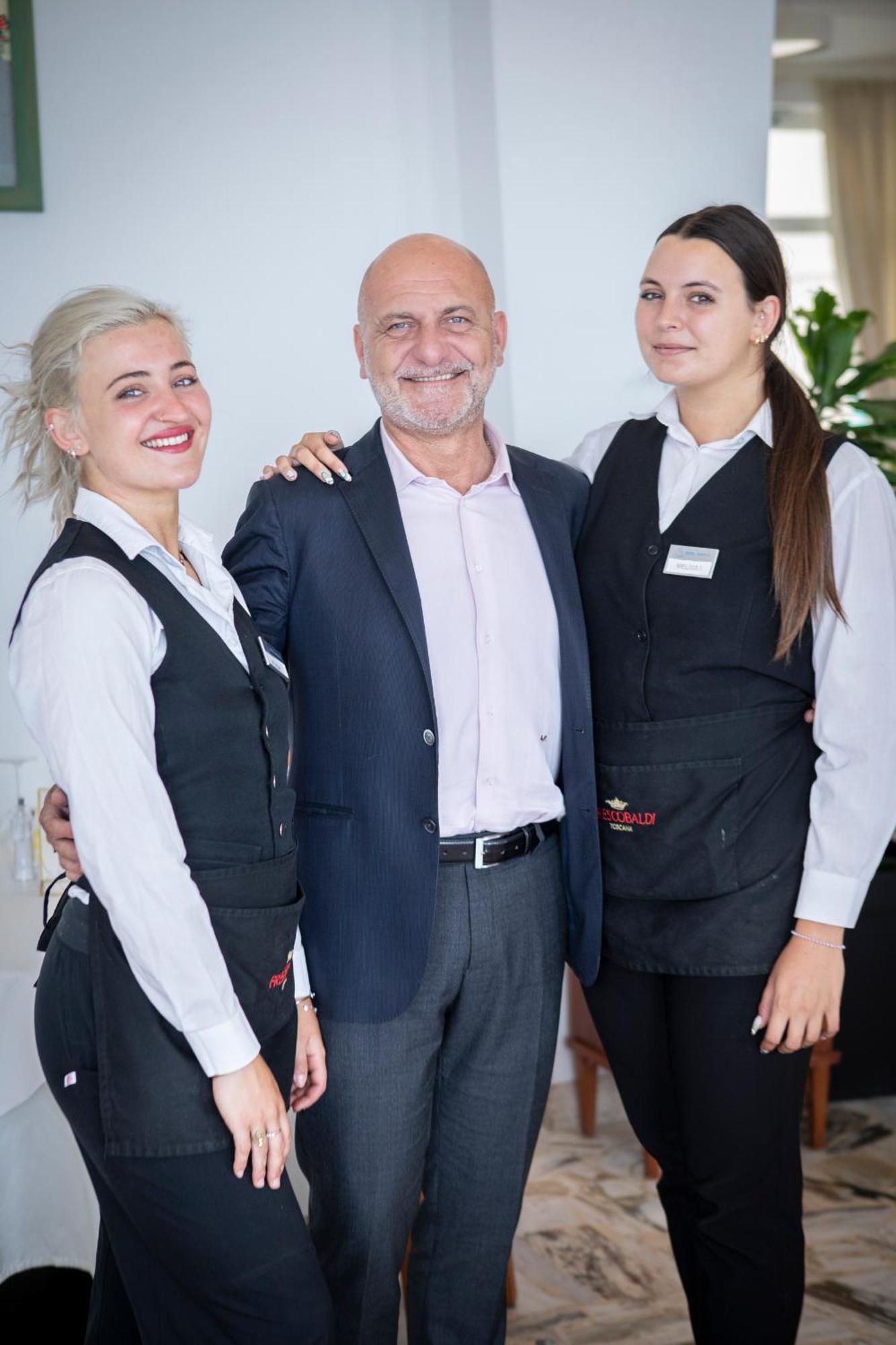 Parrini Hotel 3*