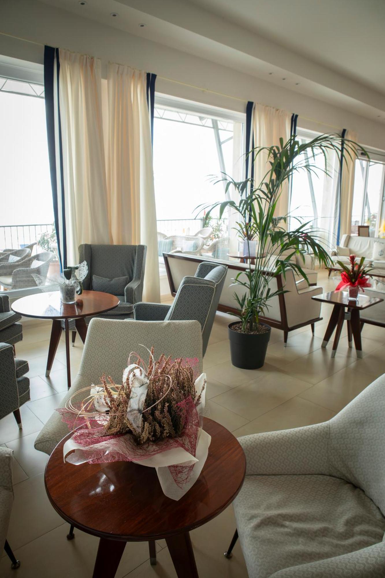 Parrini Hotel