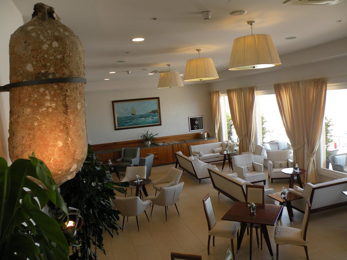 Parrini 3*